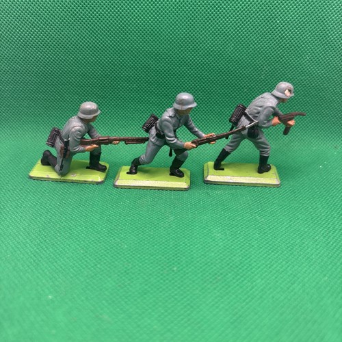 Britains deetail german - deetail,