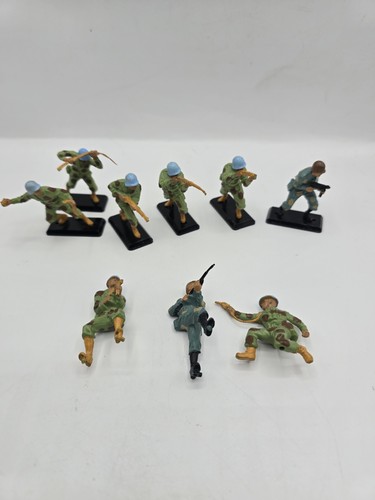 Britains deetail toy soldiers - deetail,