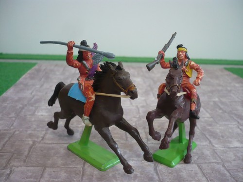 Britains deetail mounted - 2,