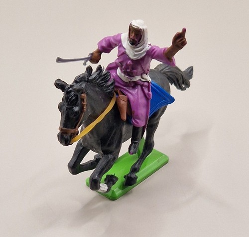 Britains deetail arab - deetail,