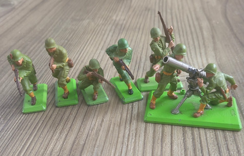 Britains deetail toy - britains,