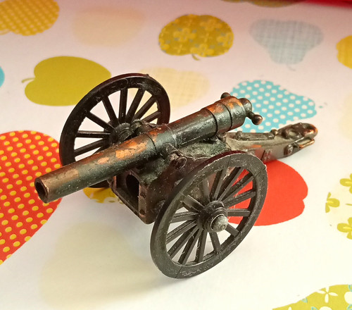 Britains deetail diecast - britains,